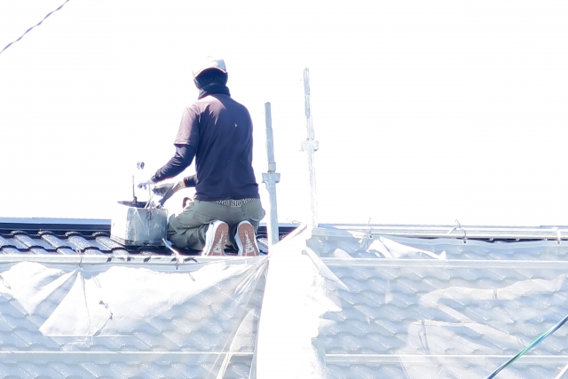 屋根塗装は暑さ対策になるの？暑さから家を守る屋根塗料のご紹介